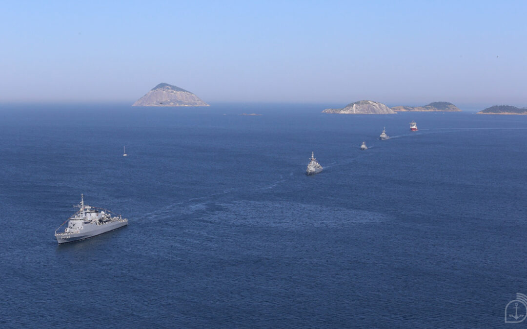 Dia da Marinha é celebrado Parada Naval e Aeronaval na orla do Rio