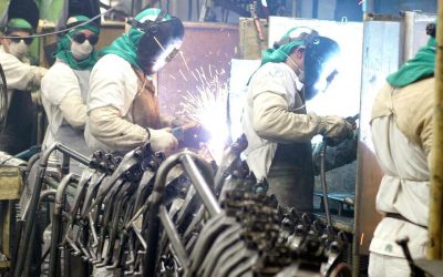 Indústria de SC lidera a geração de empregos formais na economia em janeiro