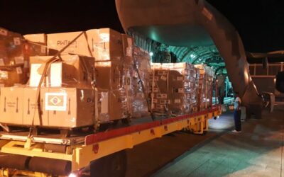 FAB prepara carga com donativos para ajuda humanitária à Ucrânia