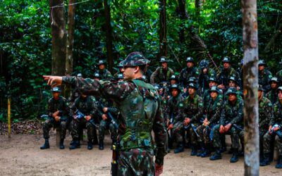 Batalhão Logístico realiza estágio de adaptação à selva