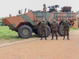 Demonstração Guarani com Remax em treinamento do EB em Campinas (5) blindados