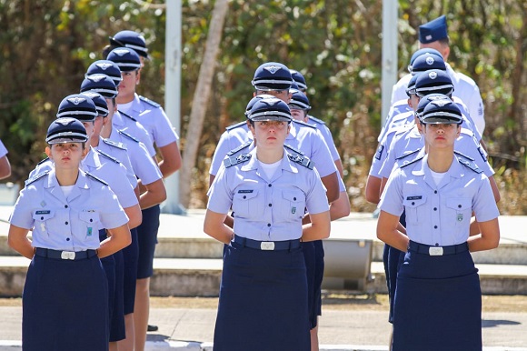 FAB realiza Cerim nia Militar pelos 40 anos da Mulher Militar